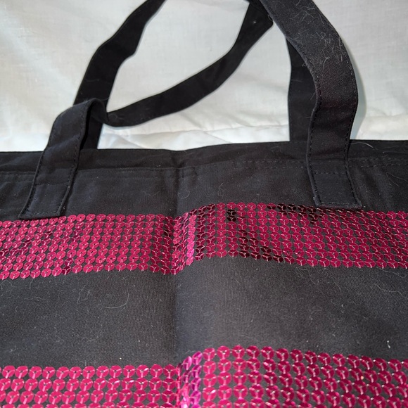 Victoria’s Secret 2014 Thanksgiving Sequinned Canvas Overnight Bag - Picture 5 of 7